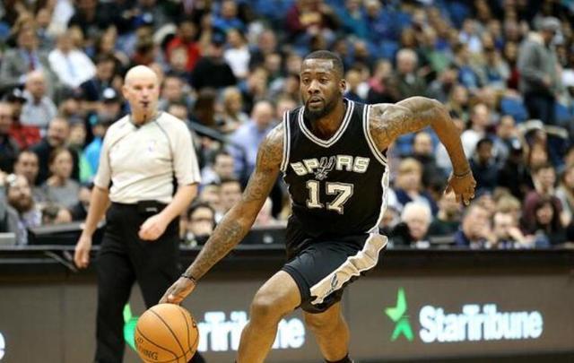 哈兰德目前在哪个球队