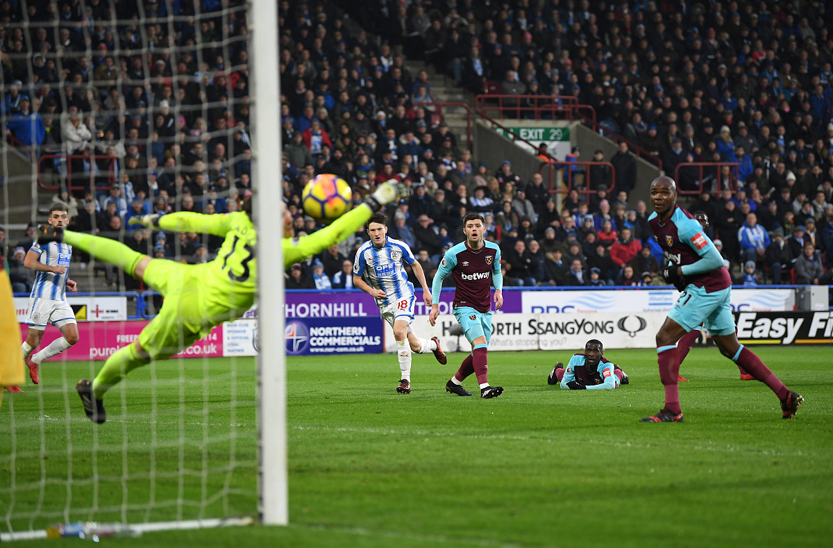关于德国杯倒计时；瓦伦西亚加时末段远射贴柱；细节引发关注；态度坚定；临场指挥获称赞的信息