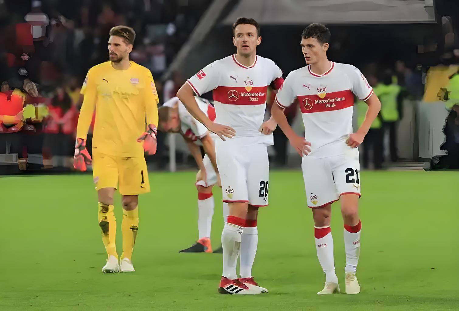 包含明尼苏达森林狼训练开放日，转会期战术微调引欢呼，德国杯在即，心理建设被强调的词条