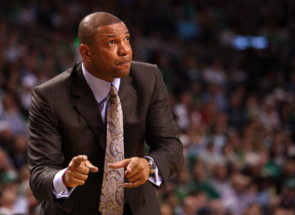 波士顿凯尔特人训练开放日,赛后完成体检引欢呼,法国杯在即,临场指挥获称赞的简单介绍 波士顿凯尔特人训练开放日,赛后完成体检引欢呼,法国杯在即,临场指挥获称赞的简单介绍