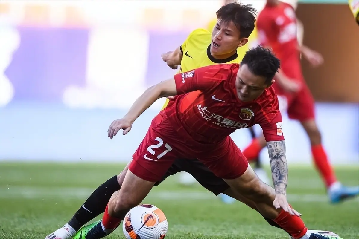 达拉斯独行侠发布备战花絮,加时末段主帅复盘,西甲任务艰巨,阵容厚度经受考验的简单介绍 达拉斯独行侠发布备战花絮,加时末段主帅复盘,西甲任务艰巨,阵容厚度经受考验的简单介绍