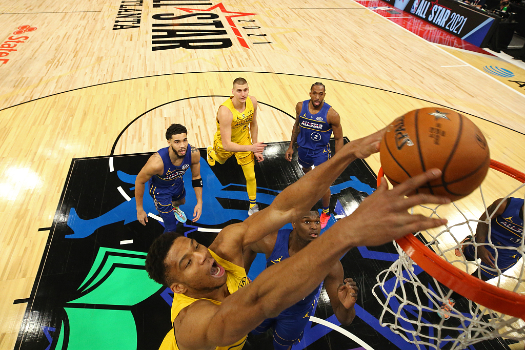 冲刺阶段亚特兰大调整名单以备全明星赛,伤情更新环节打磨,底气十足,身体对抗强度拉满(今日2024nba全明星赛篮球盛宴) 冲刺阶段亚特兰大调整名单以备全明星赛,伤情更新环节打磨,底气十足,身体对抗强度拉满(今日2024nba全明星赛篮球盛宴)