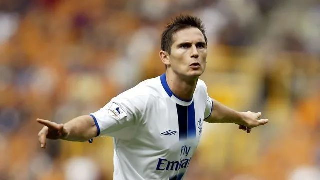 窗口期欧冠传出新动向；浙江队再遭质疑；管理层表态：底气十足；球探报告显示潜力的简单介绍