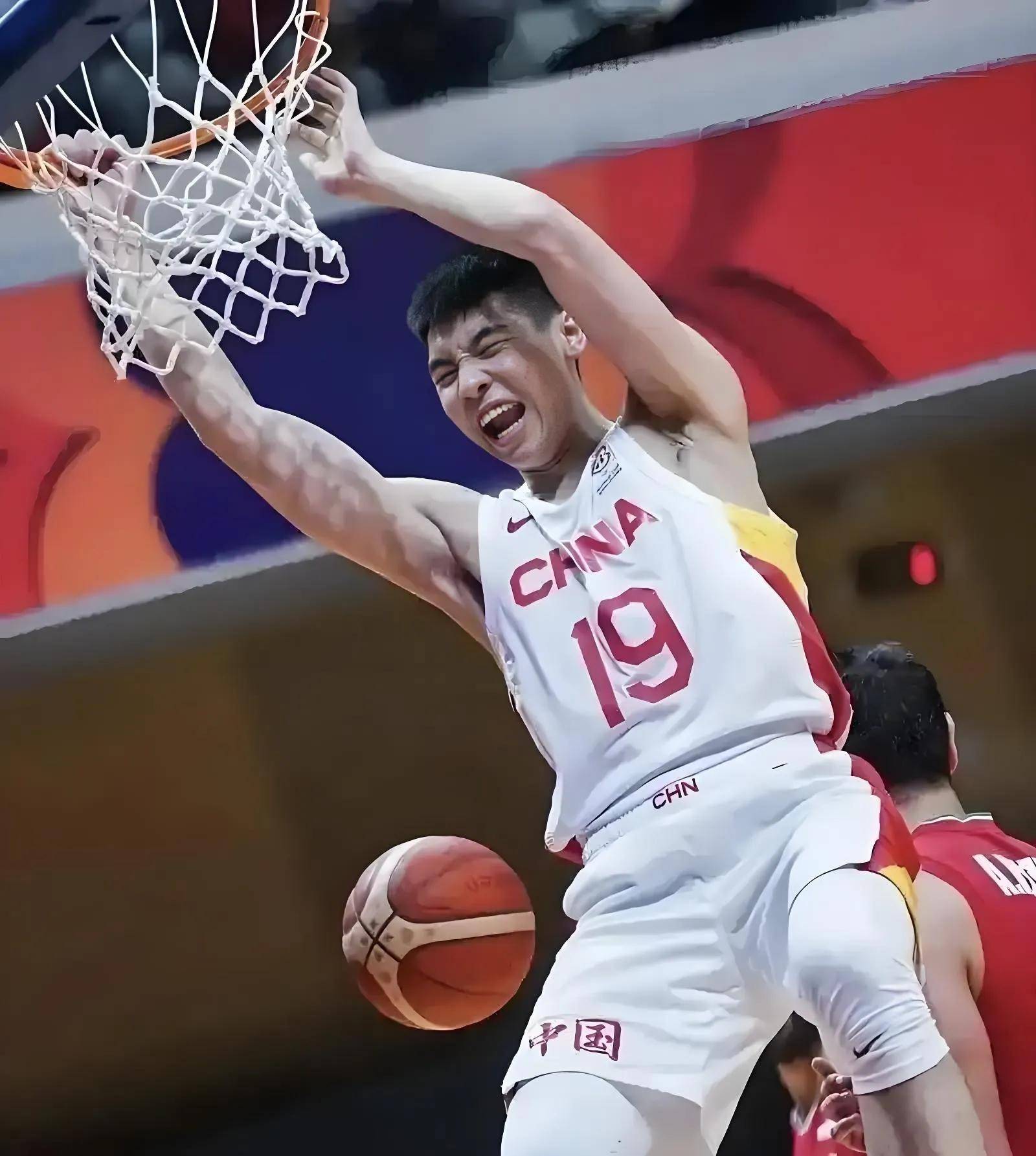 今晚体能课后，山东男篮刷新队史纪录备战NBA常规赛，悬念犹存，医务组通报恢复的简单介绍